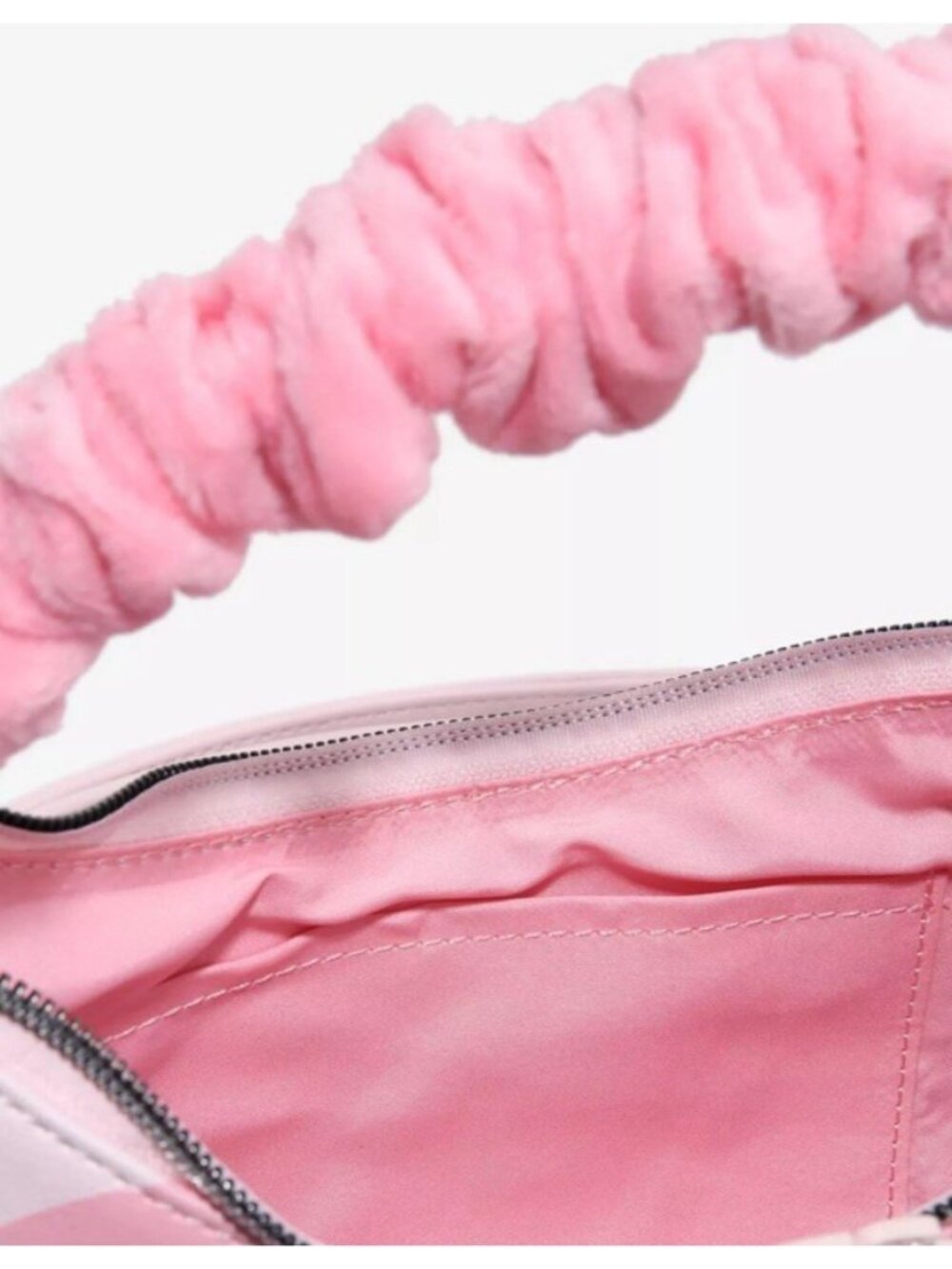 Loungefly The Powerpuff Girls Fuzzy Handle Crossbody Bag Buttercup Blossom Bubbl - Picture 4 of 6